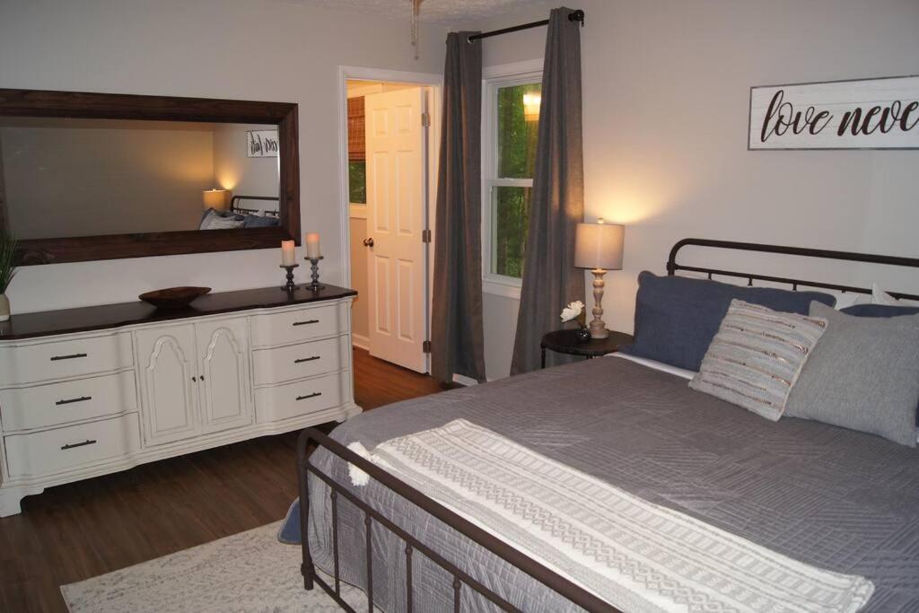 Less Than 3 Miles To Downtown With Firepit Ellijay Exterior foto